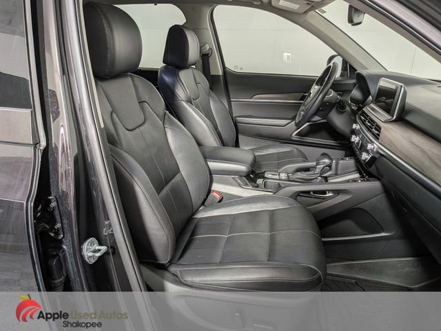 Used 2021 Black Kia EX image 49
