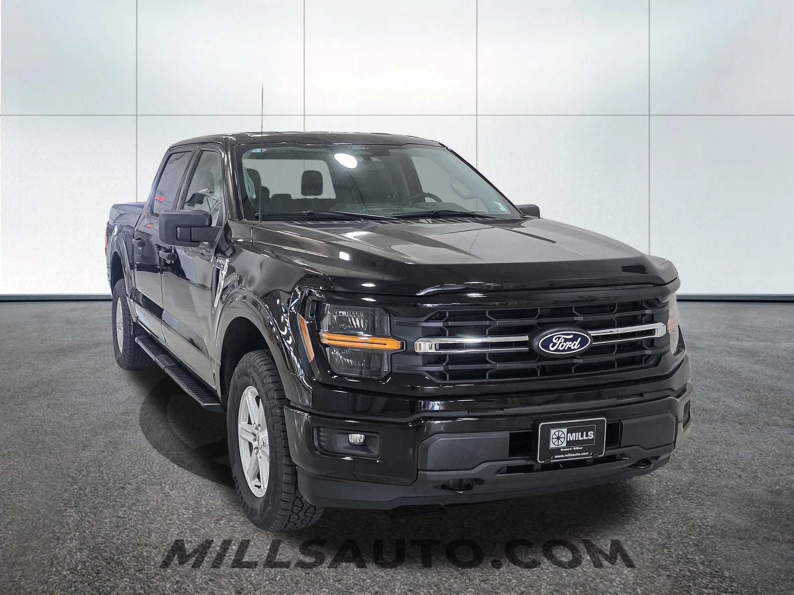 Used 2026 Agate Black Metallic Ford XLT image 11
