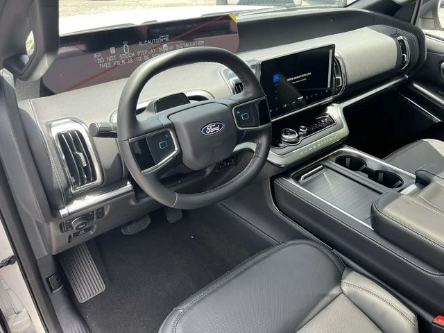 New 2027 Star White Metallic Tri-Coat Ford MAX Platinum image 12