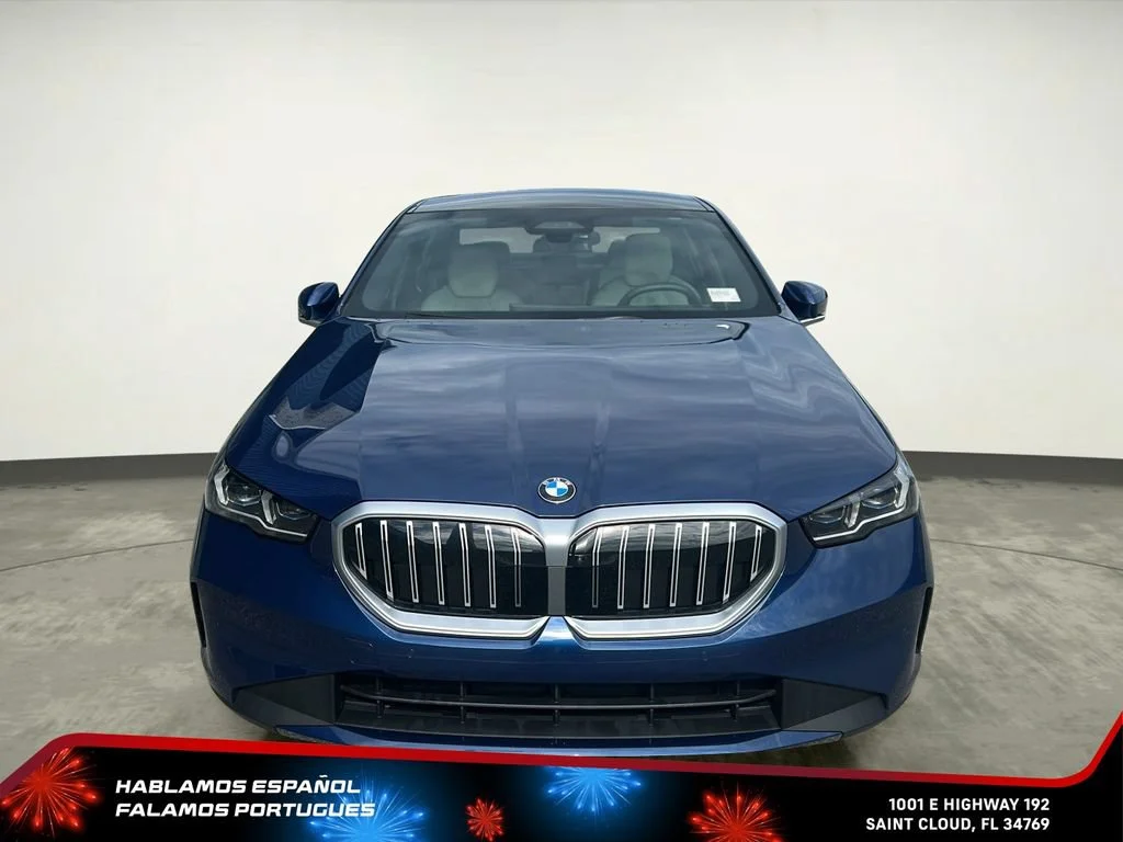 Used 2024 Blue BMW xDrive image 9
