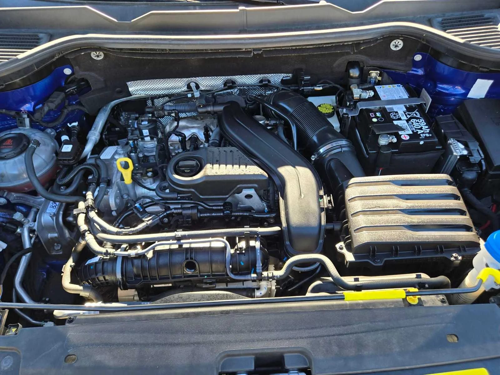 Used 2024  Volkswagen S image 27