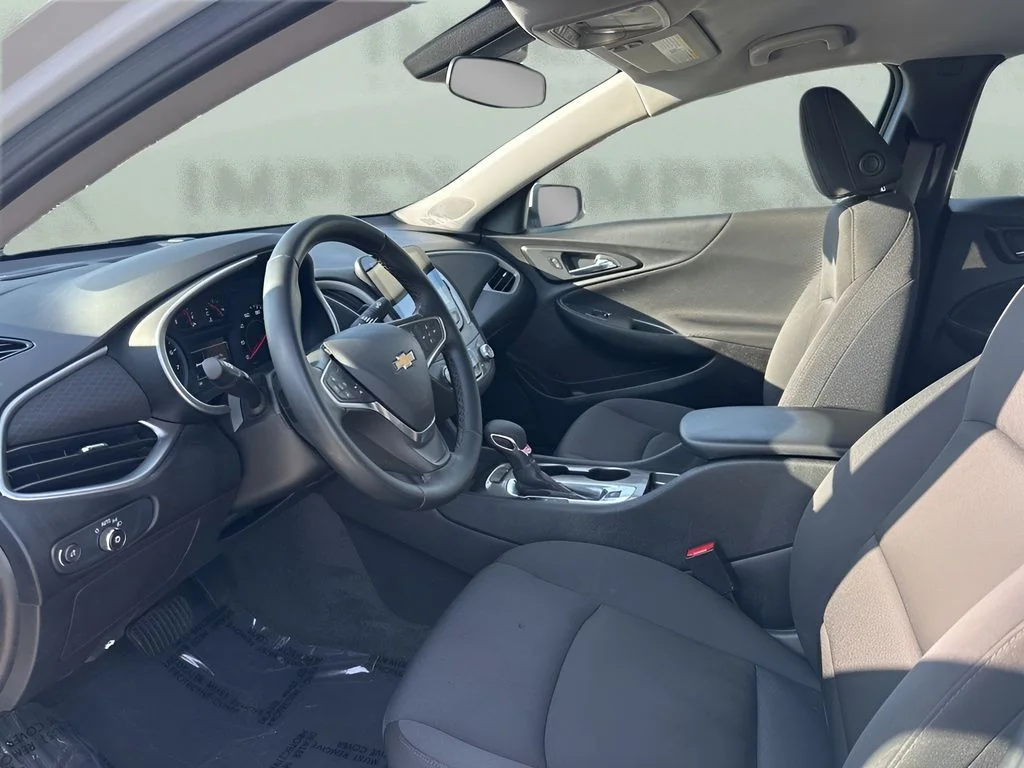 Used 2024 White Chevrolet RS image 9