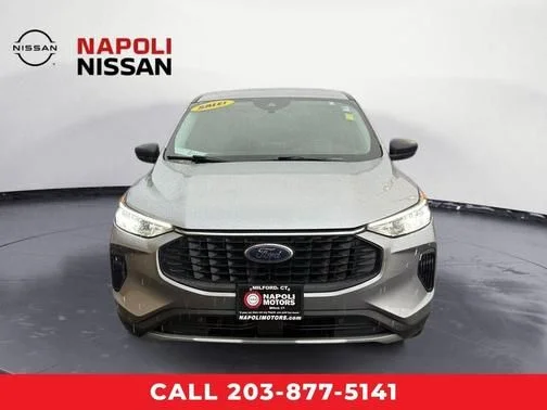 Used 2023 Silver Ford Active image 8