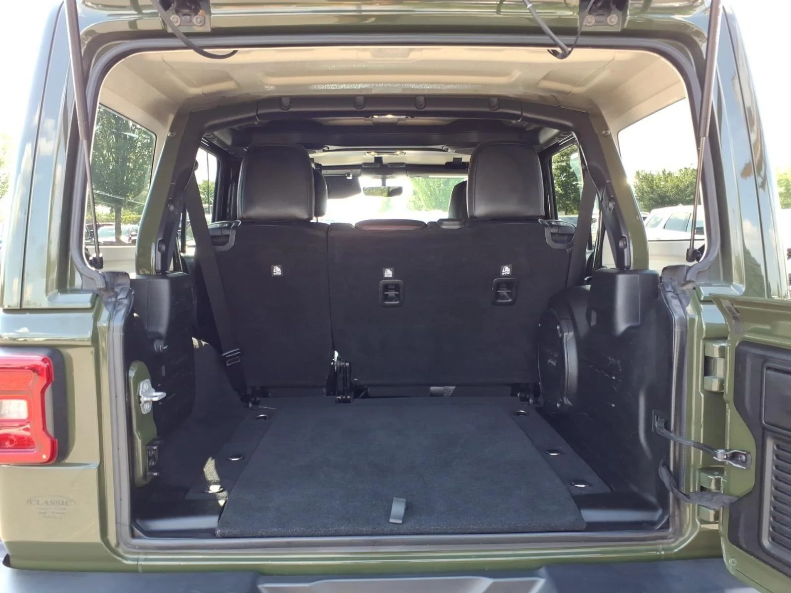 Used 2021 Sarge Green Clearcoat Jeep Unlimited Rubicon image 33