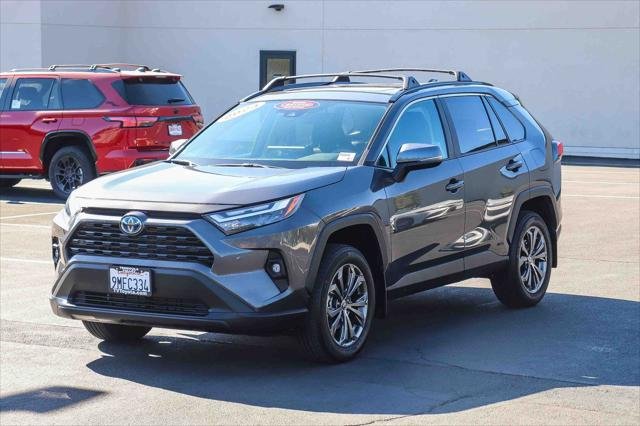 Certified Used 2024 MAGNETIC GRAY MET. Toyota  image 3