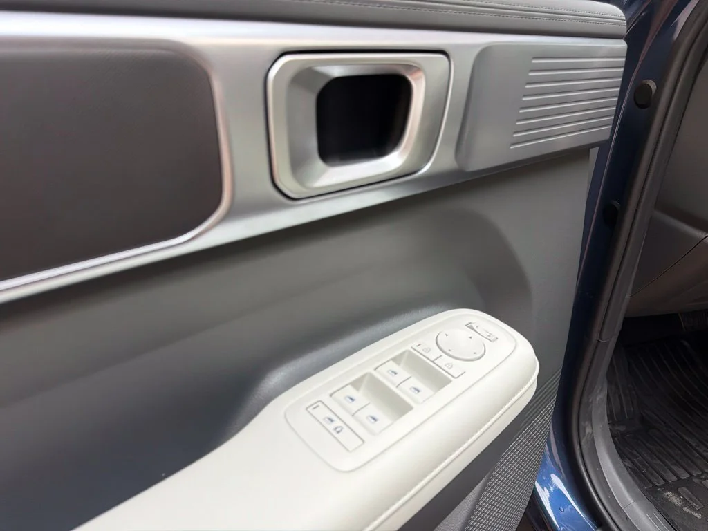 New 2026 Atlantis Blue Hyundai SEL image 28