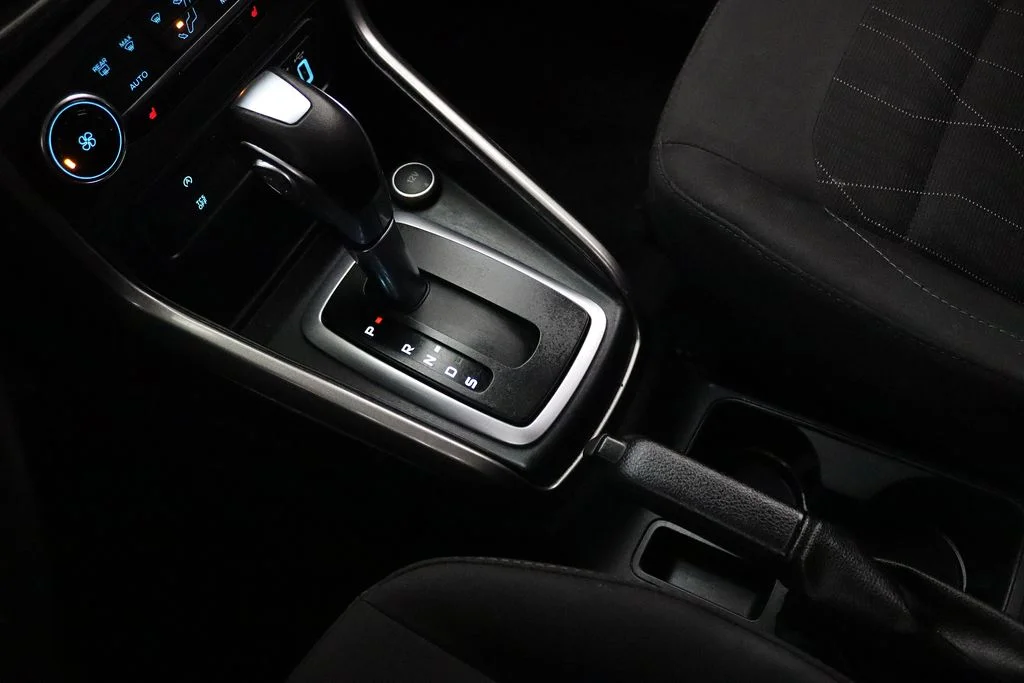 Used 2021 Black Ford SE image 25