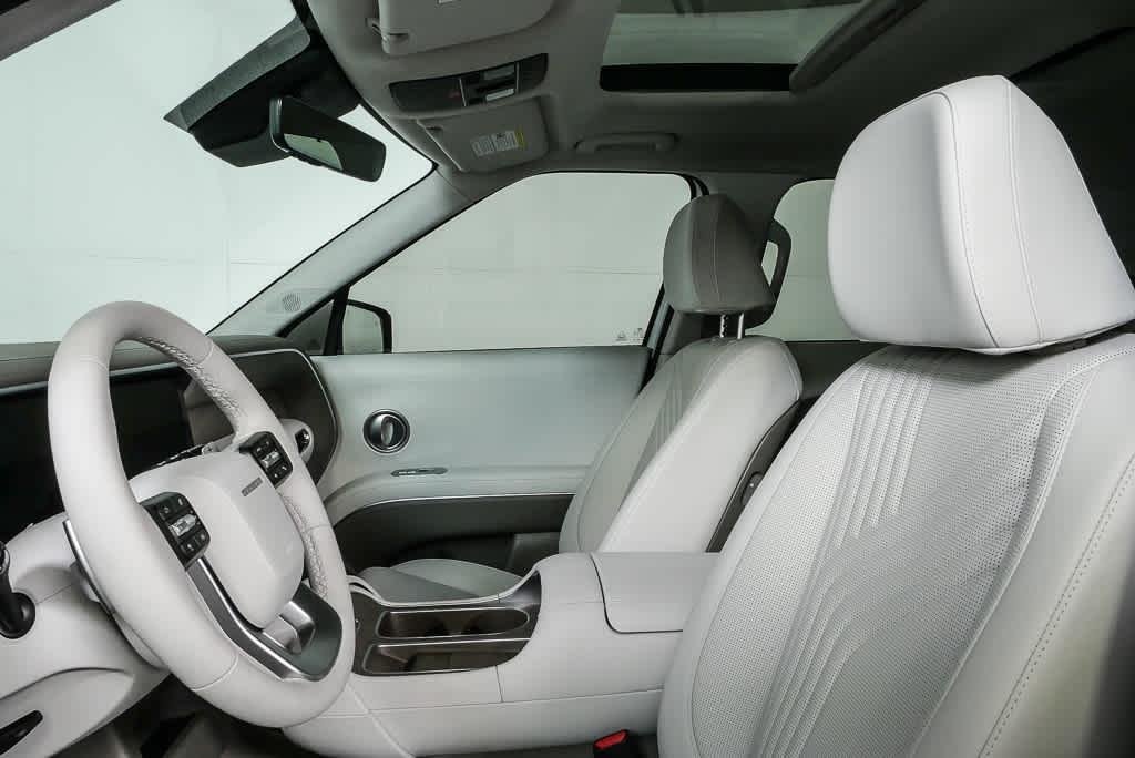 New 2026 Creamy White Pearl Hyundai SEL Premium FWD image 15