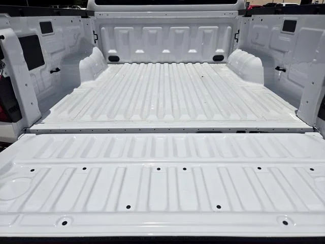 New 2026 Oxford White Ford XL image 40