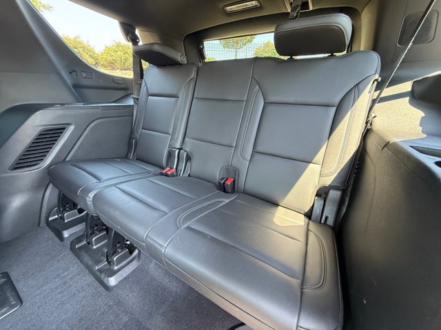 Used 2021 Black Chevrolet Z71 image 21