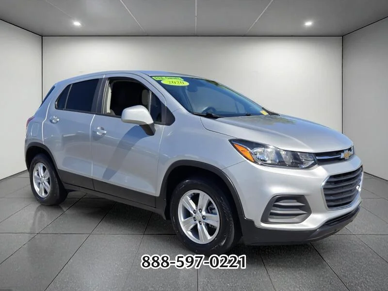 Used 2020 Silver Ice Metallic CHEVROLET LS image 7