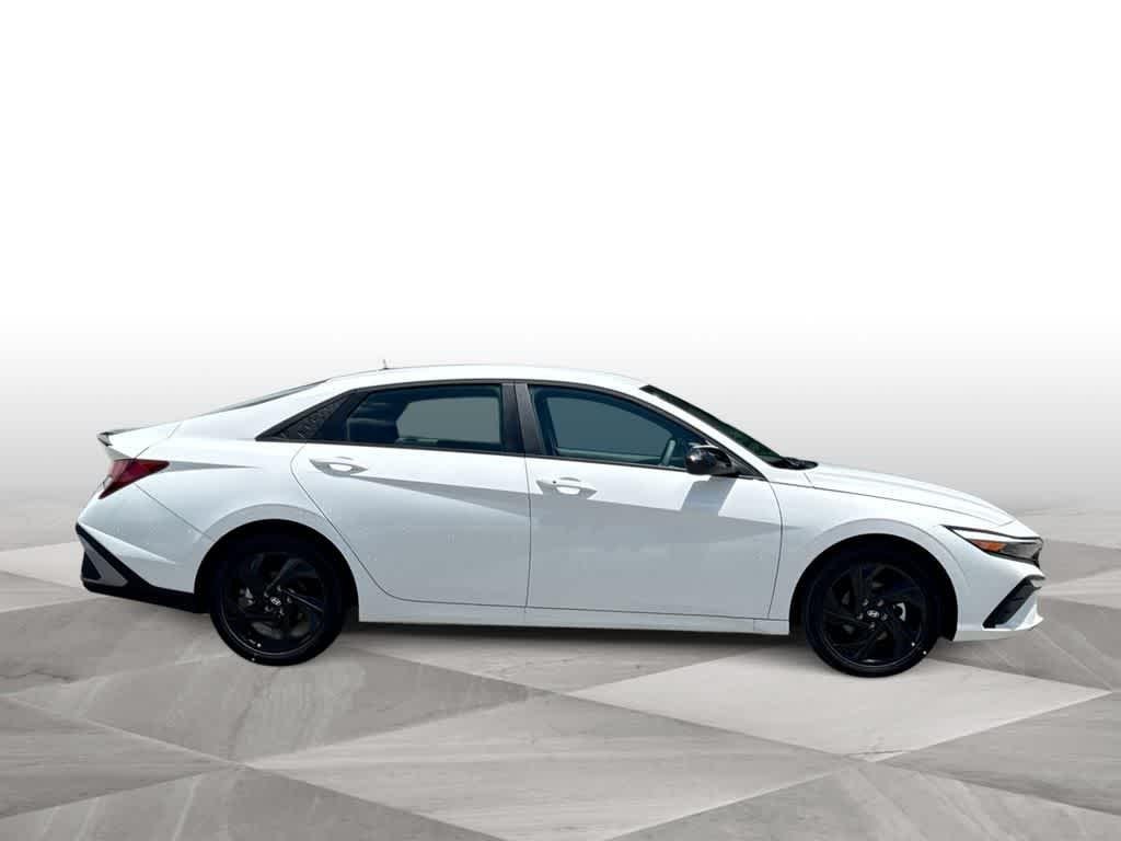 New 2026 Serenity White Hyundai SEL Sport image 9