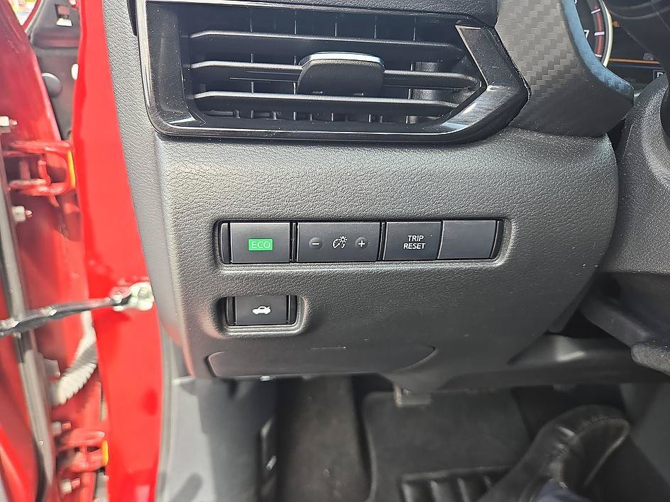 Certified Used 2023 Scarlet Ember Tintcoat Nissan SV image 16
