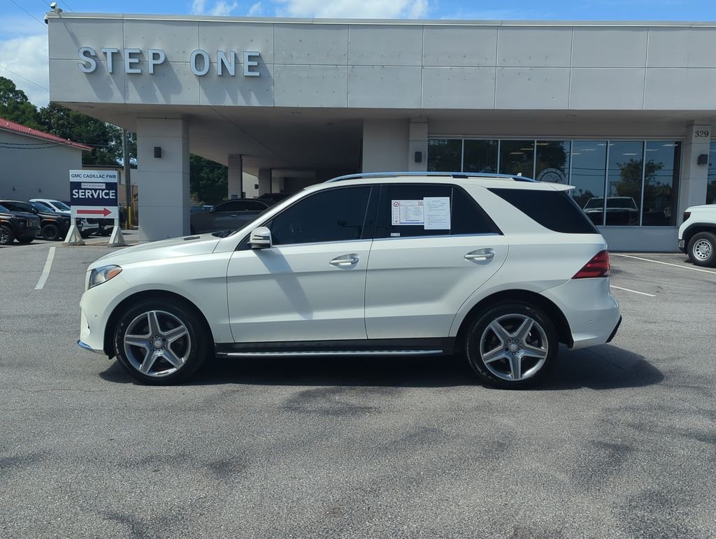 Used 2016  Mercedes-Benz GLE 400 image 3
