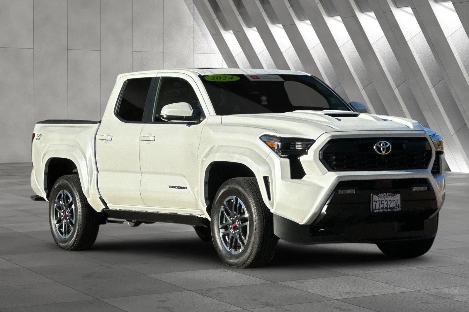 2024 Toyota Tacoma TRD Sport - Photo 14