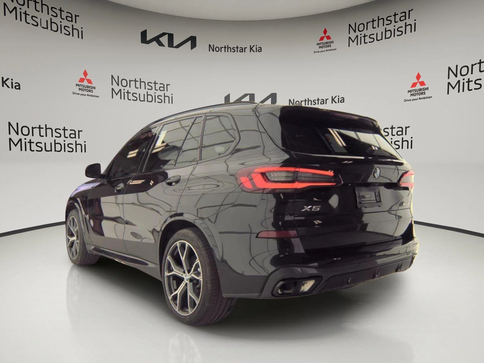 Used 2022 BK BMW xDrive40i image 2
