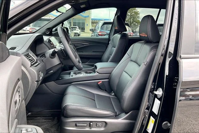 2025 Honda Ridgeline TrailSport - Photo 8