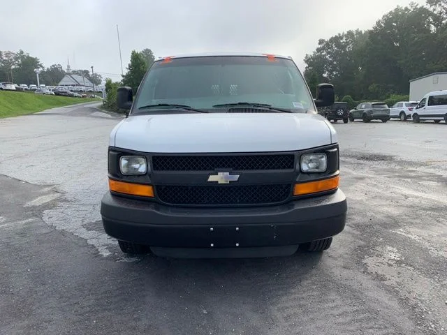 Used 2011 White Chevrolet Work Van image 3