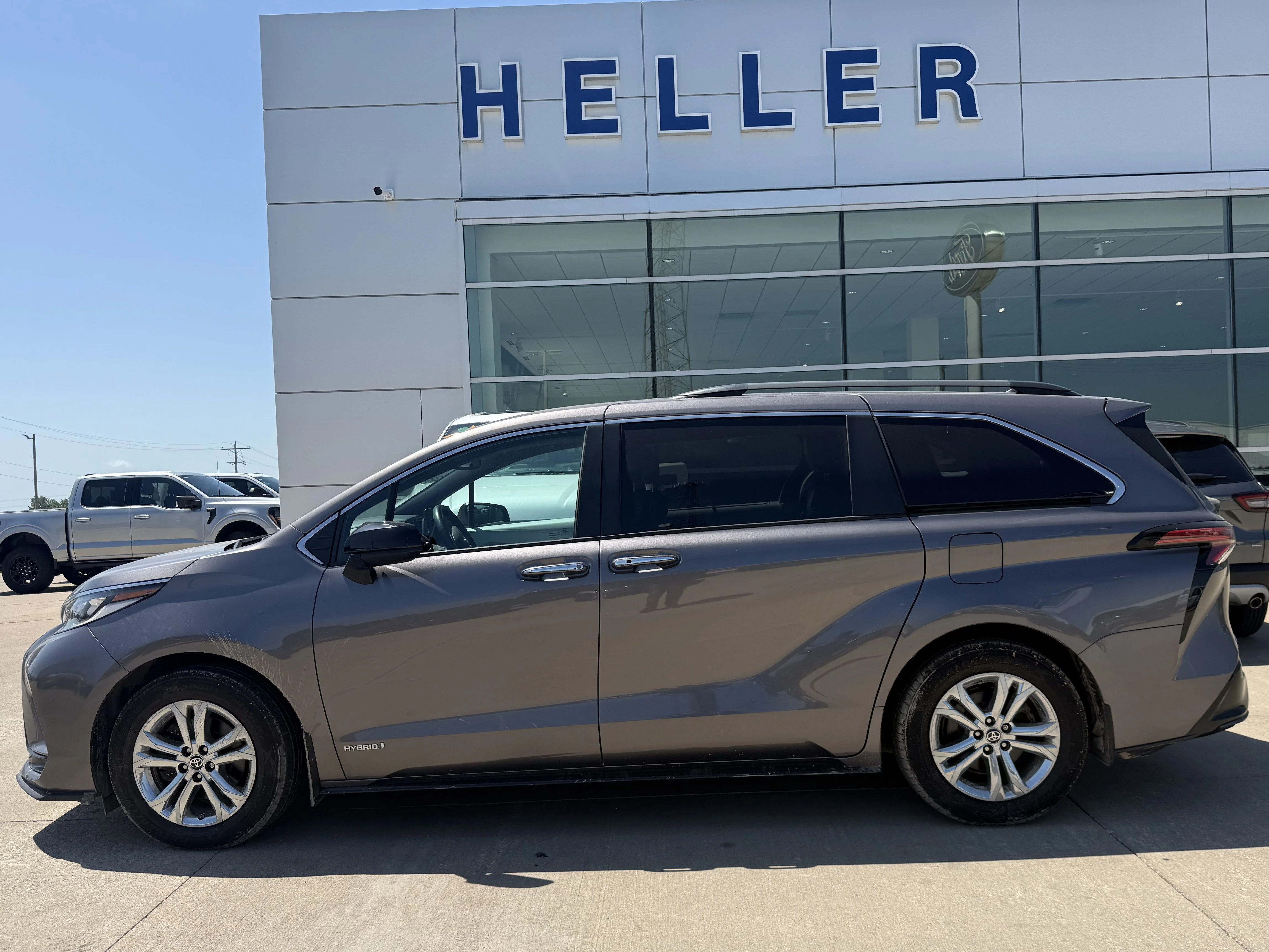 Used 2021 Gray Toyota XSE image 3
