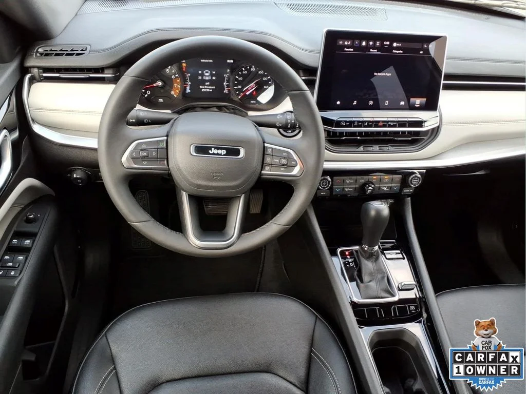 Used 2025 Silver Jeep Limited image 13