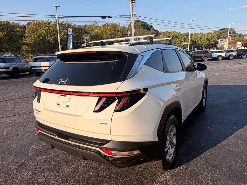Used 2023 Serenity White Hyundai SEL image 6