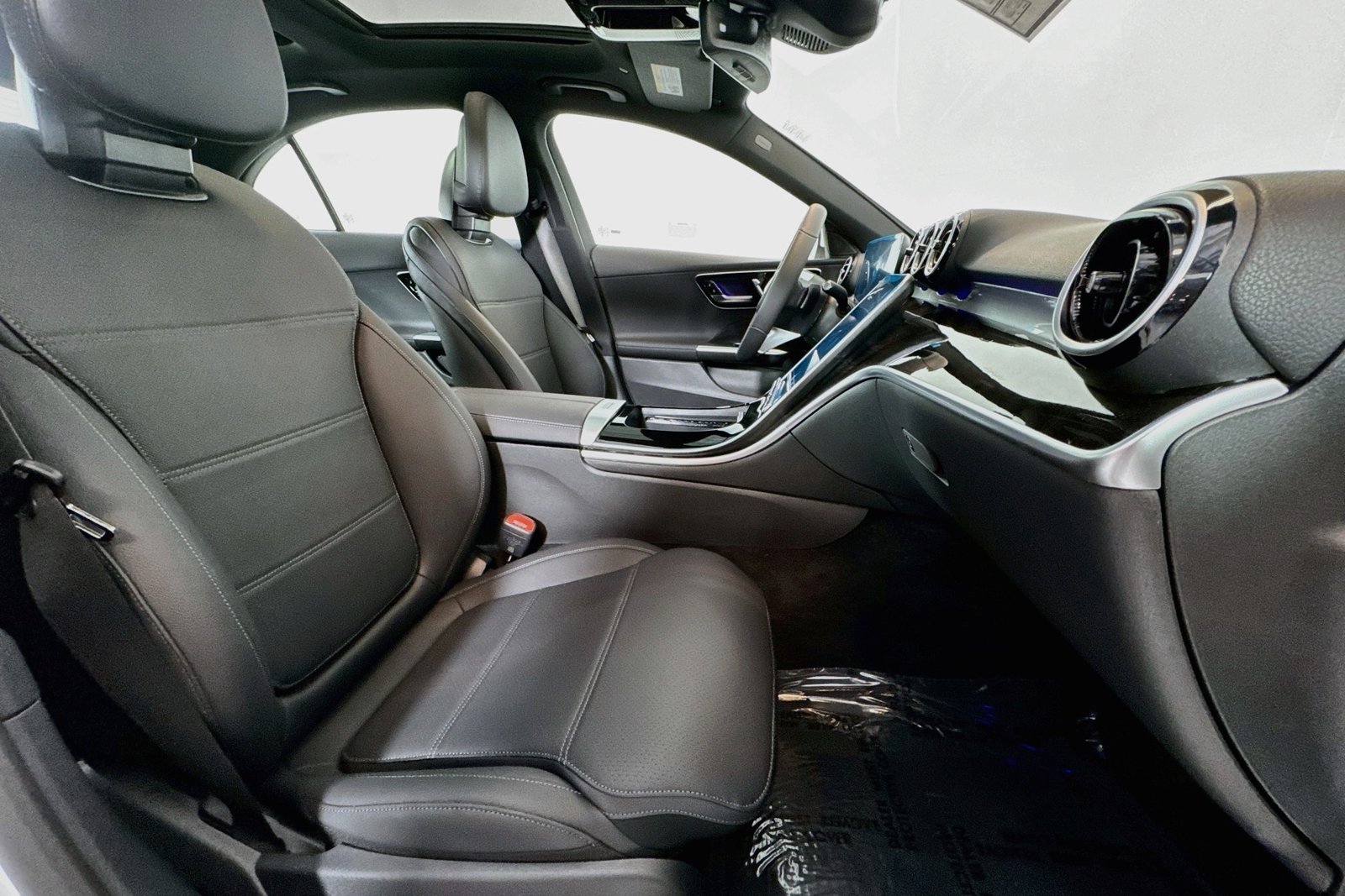 New 2026 Polar White Mercedes-Benz C 300 image 26