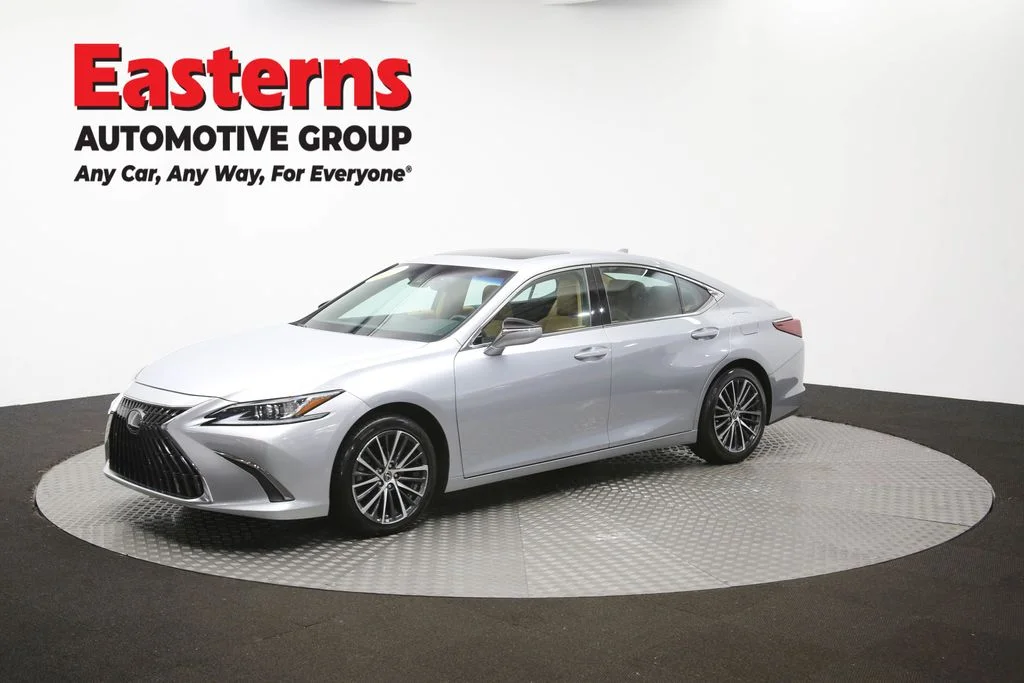 Used 2022 Silver Lexus 350 image 52