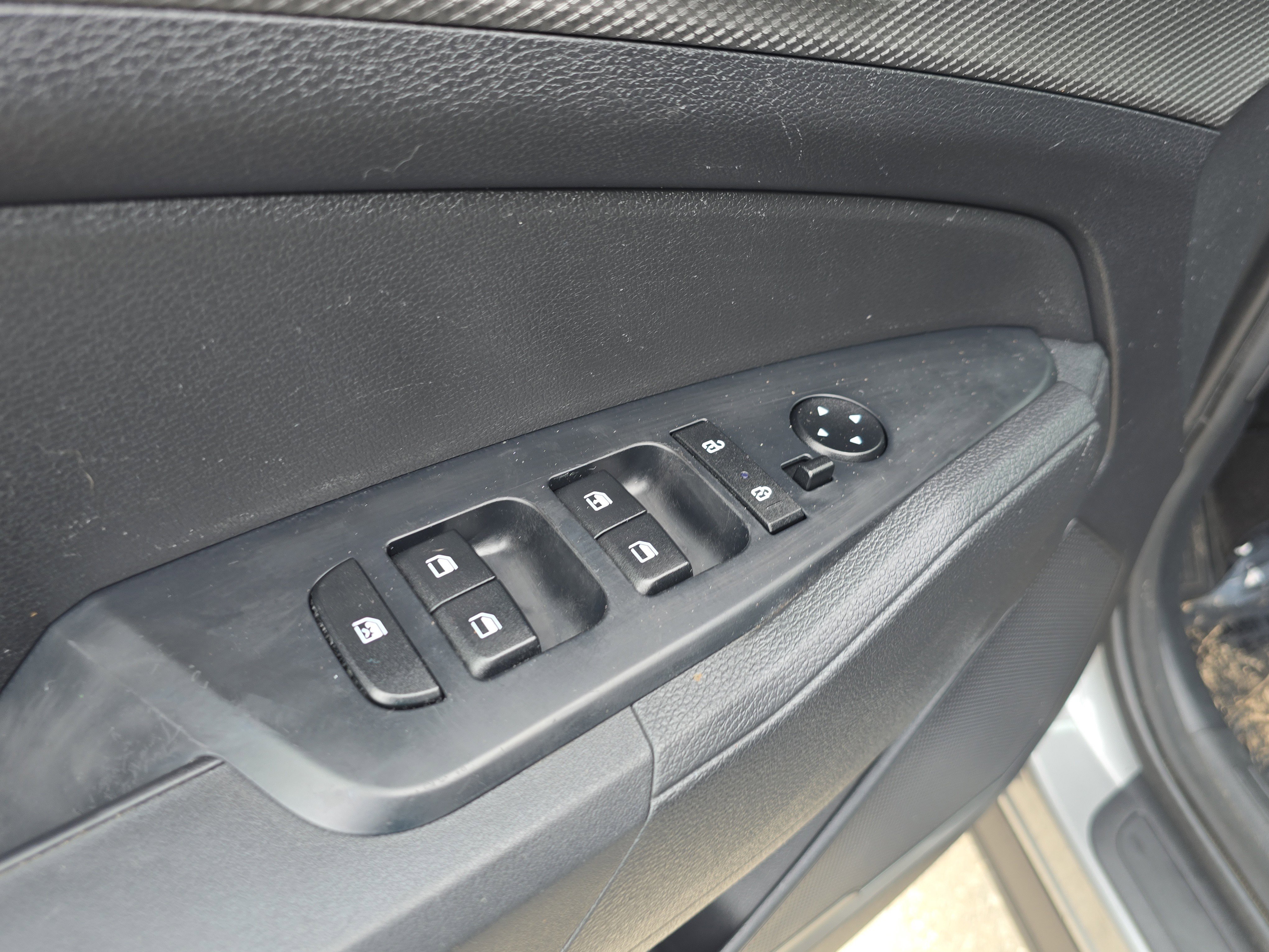 Certified Used 2024 Steel Gray Kia LX image 19