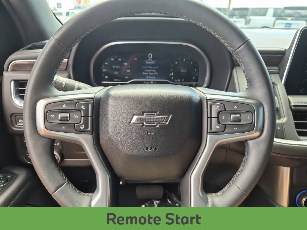 Used 2023 Black Chevrolet Z71 image 15
