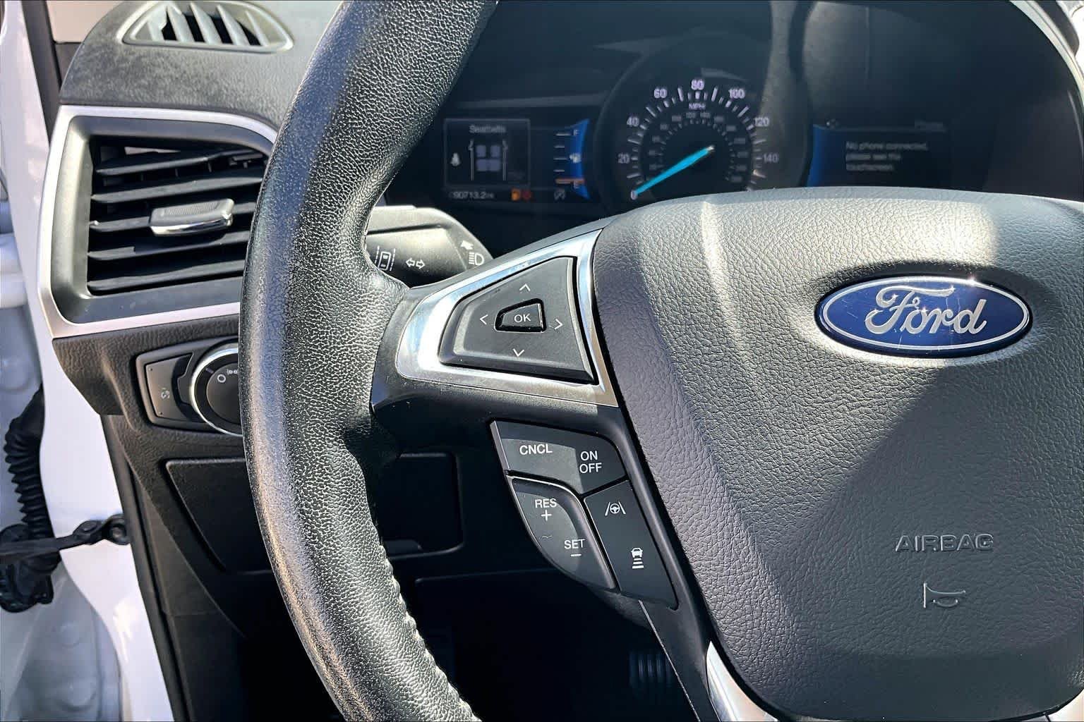 Used 2023 Oxford White Ford SEL image 22