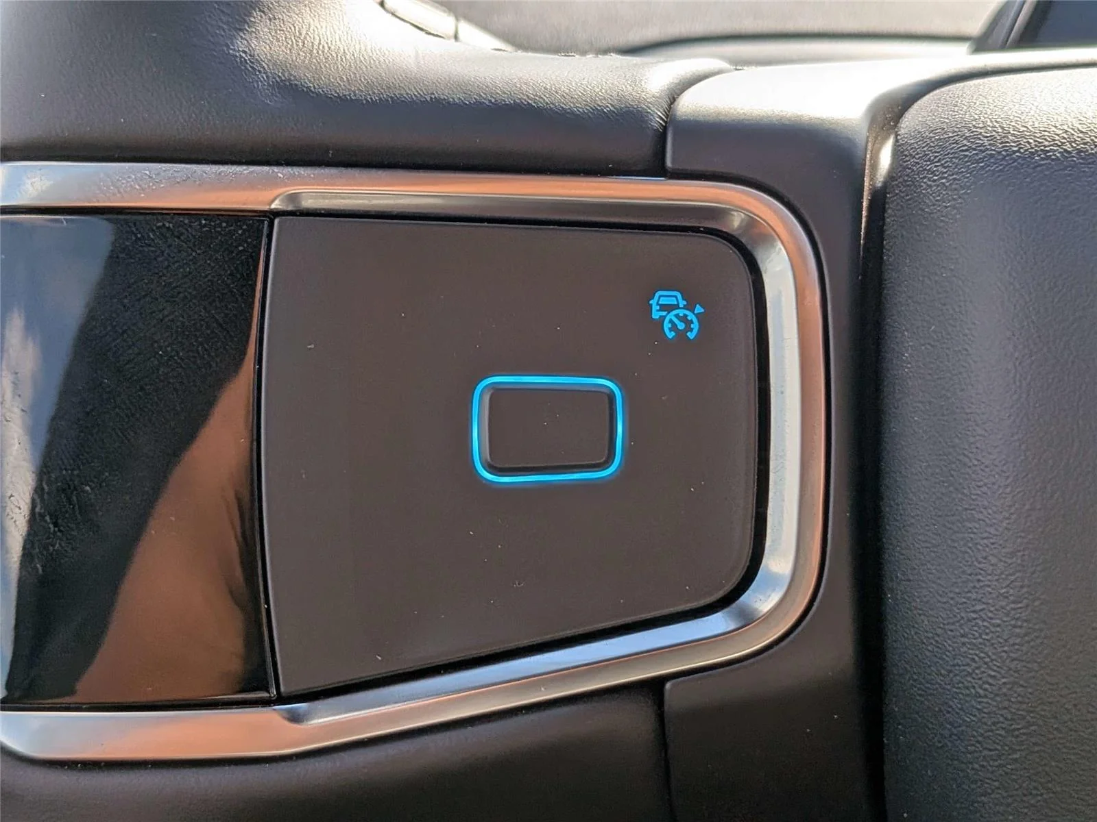 New 2026 Agate Black Metallic Ford Platinum® image 26