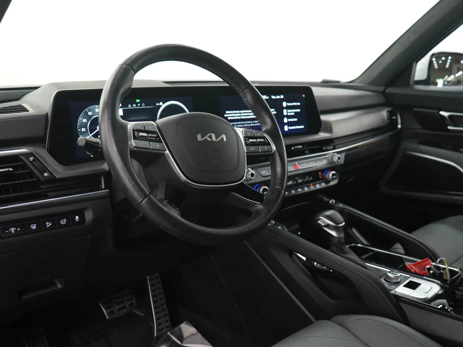 Used 2024 Glacial White Pearl Kia SX Prestige X-Line AWD image 30