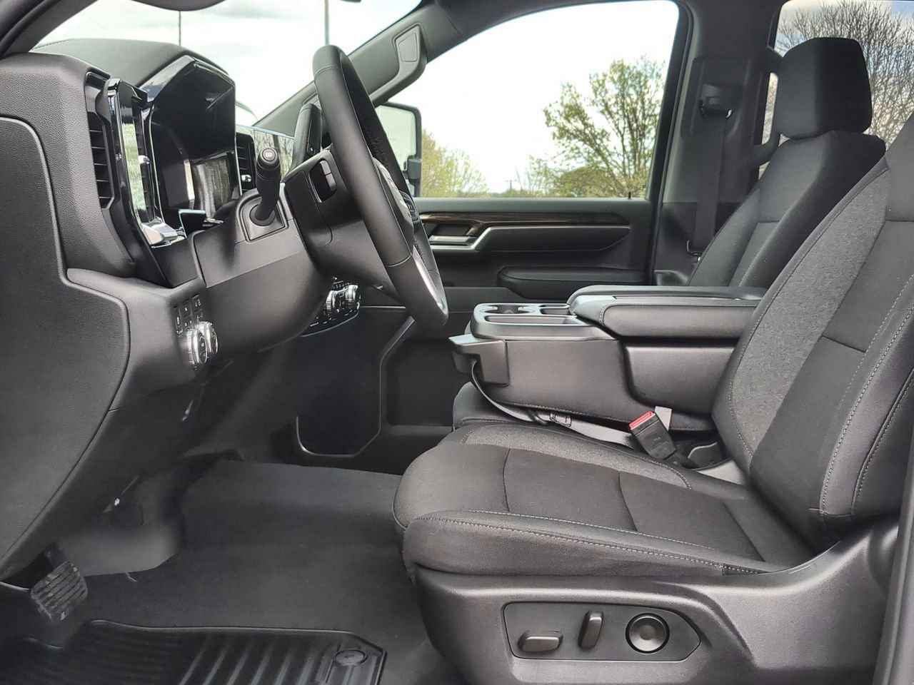 New 2026 Summit White GMC SLE image 19