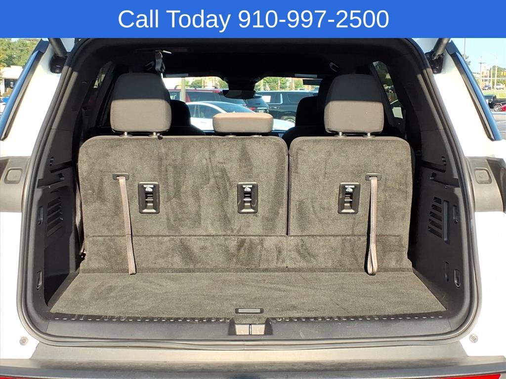 Used 2026 Summit White Chevrolet LT image 21