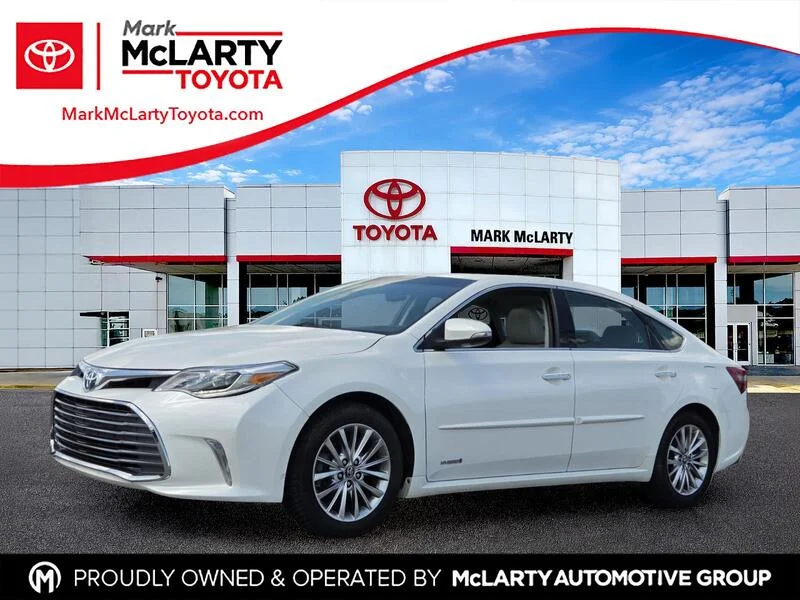 Used 2016 Blizzard Pearl TOYOTA 4DR SDN LIMITED image 1