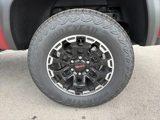 2026 GMC Canyon AT4 - Photo 26