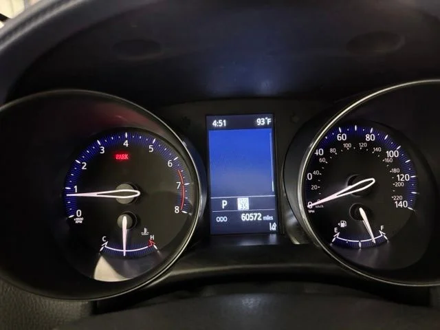 Used 2022 Beige Toyota XLE image 17