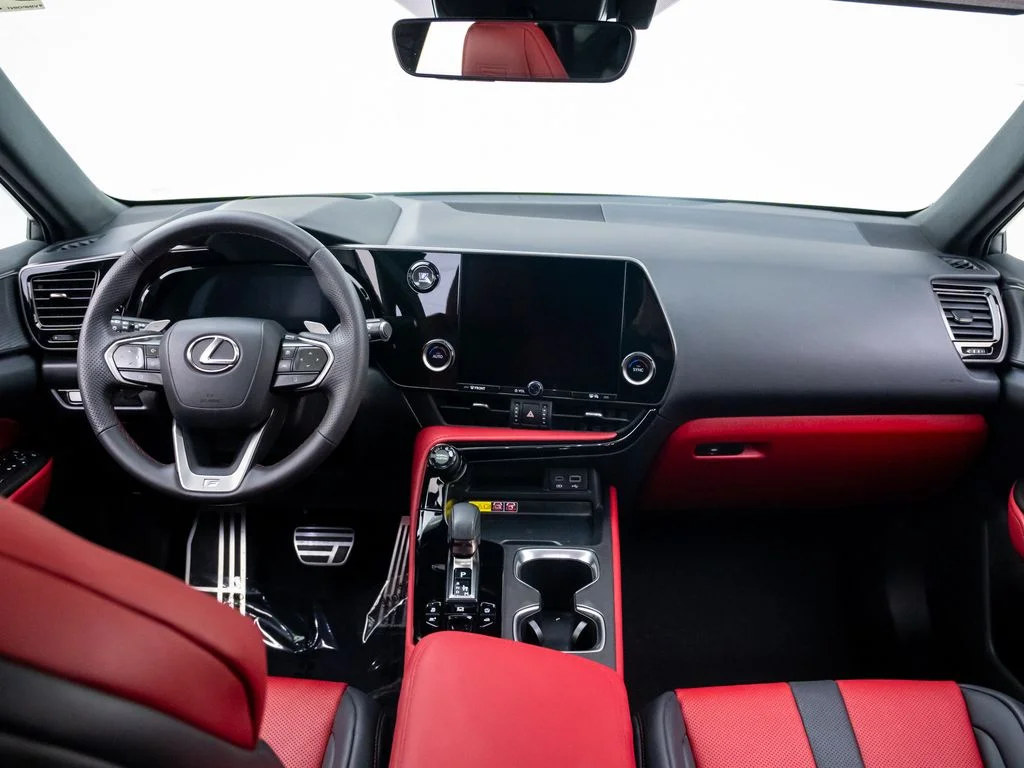 Used 2024 Silver Lexus 350 F SPORT Handling image 10