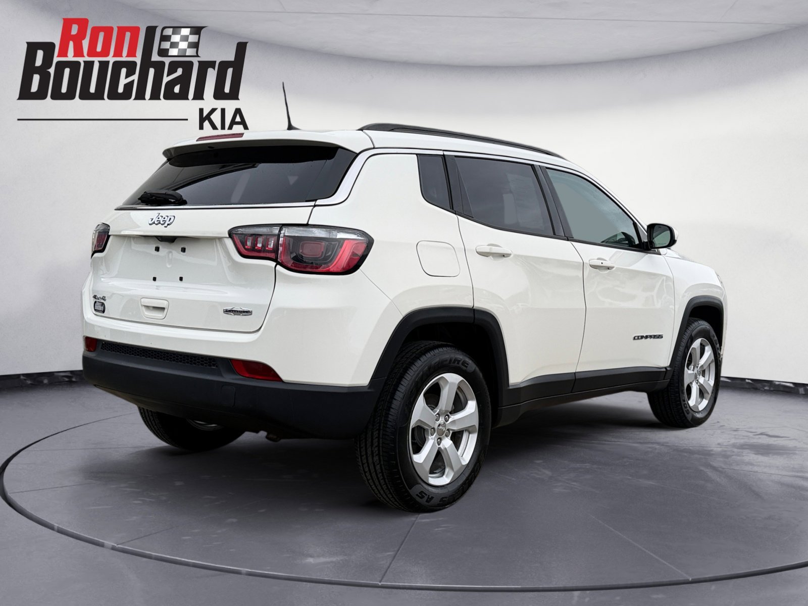 Used 2018 Jeep Compass Latitude with VIN 3C4NJDBB6JT176645 for sale in Lancaster, MA