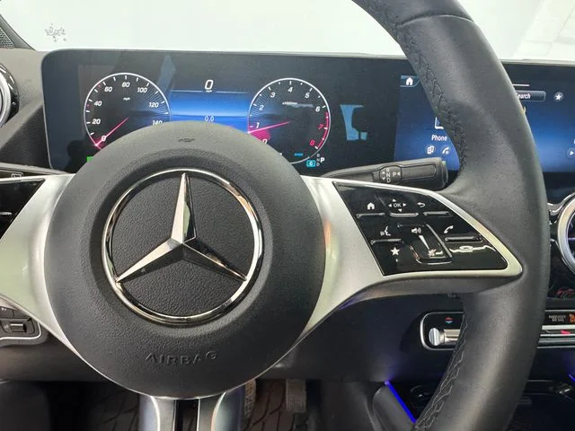 Certified Used 2026 MANUFAKTUR Patagonia Red Metallic Mercedes-Benz GLA 250 image 24