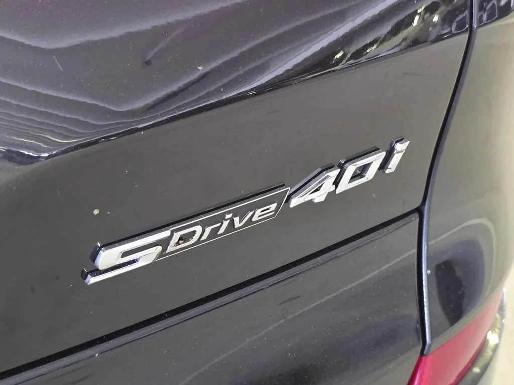 New 2026 Black BMW sDrive40i image 7
