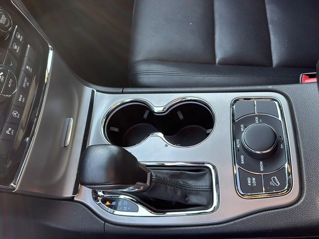 Used 2021 Black Jeep Limited image 22