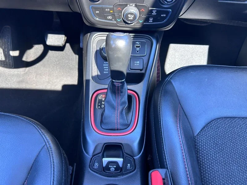 Certified Used 2021 Laser Blue Jeep 4WD Trailhawk image 17