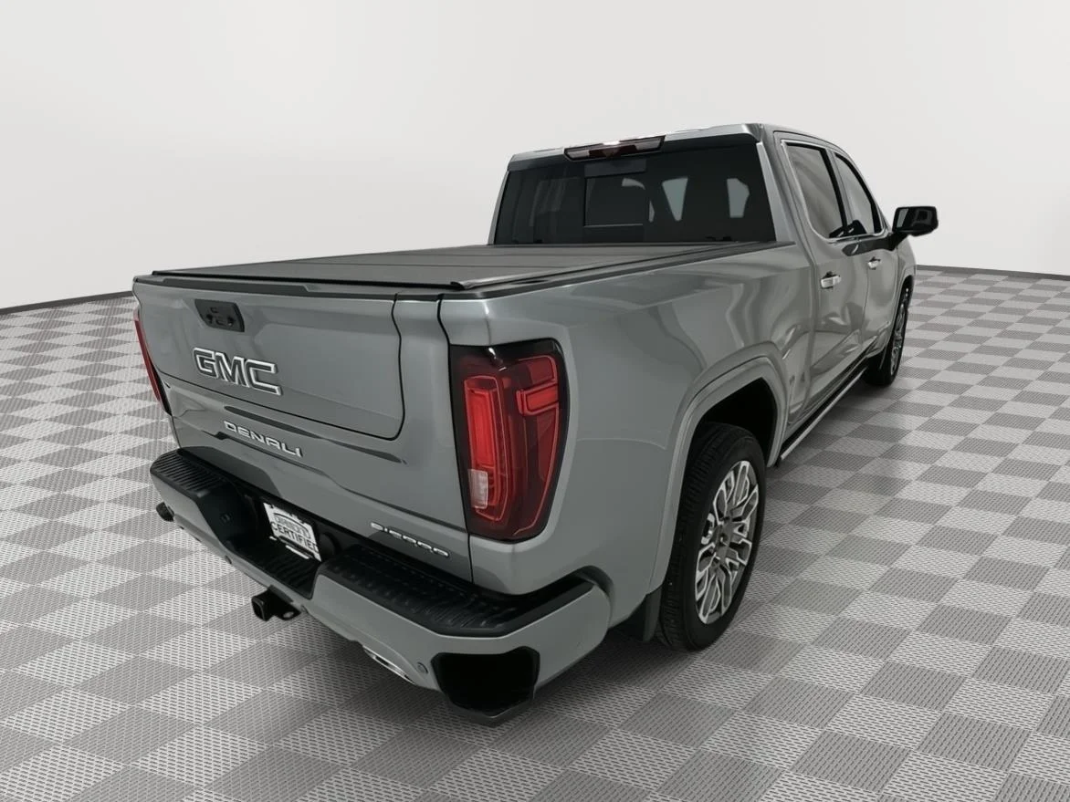 Used 2025 Sterling Metallic GMC Denali Ultimate image 5