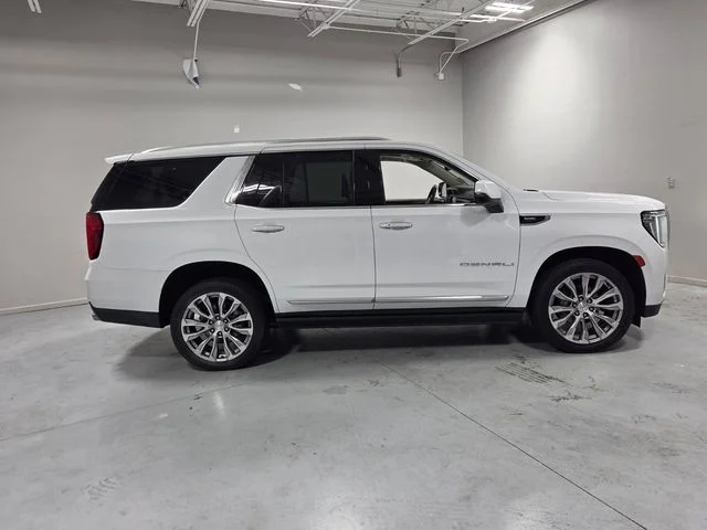 Used 2021 White GMC Denali image 15