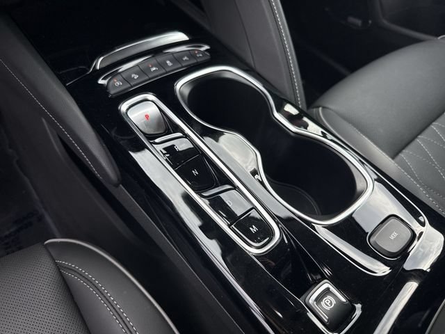 Used 2023 Cinnabar Metallic Buick Avenir image 19