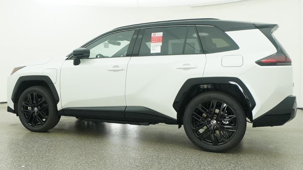 New 2026 Wind Chill Pearl with Midnight Black Metallic roof Toyota XSE image 11