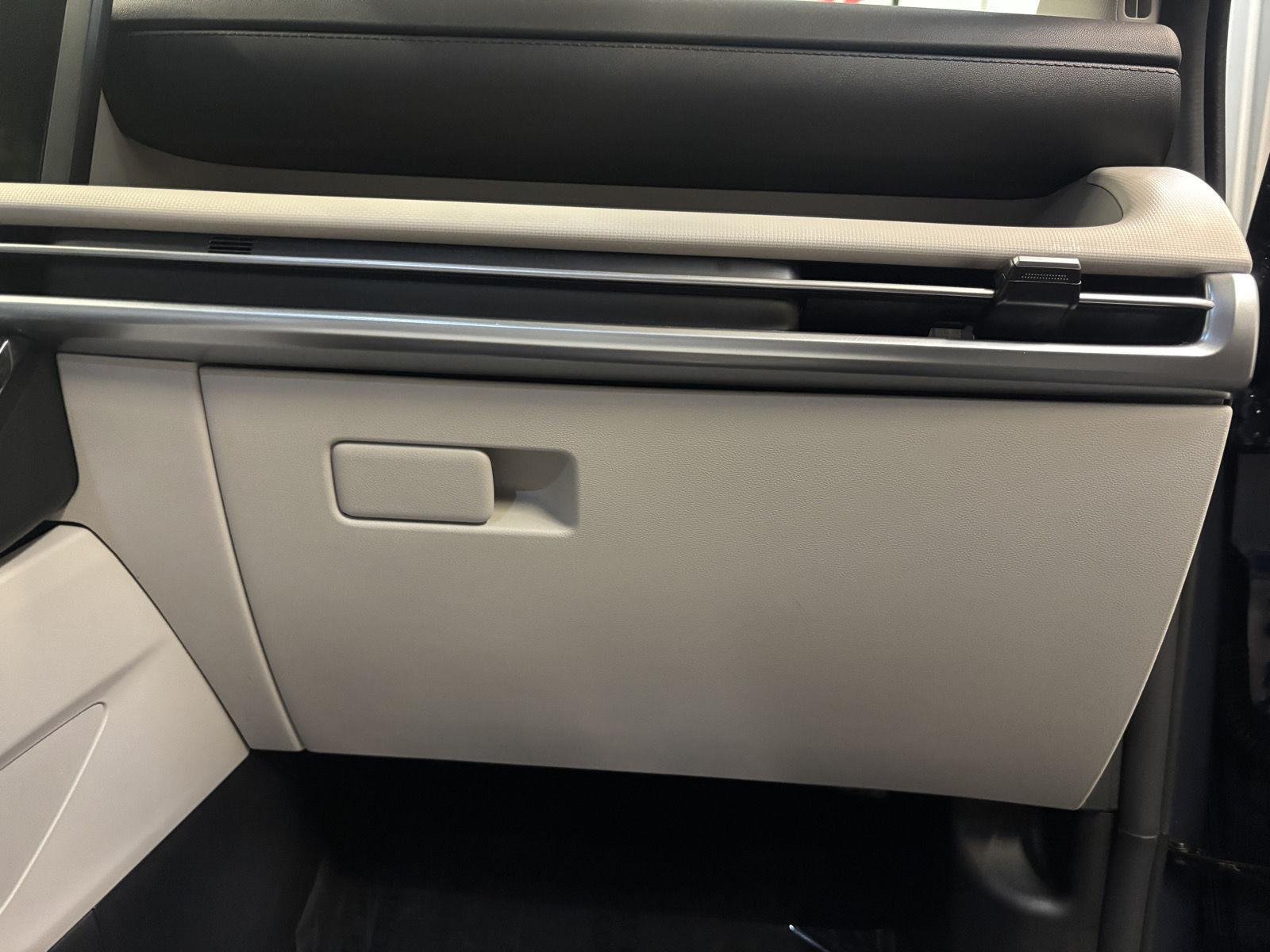 Used 2025 Atlantis Blue Hyundai SEL image 40