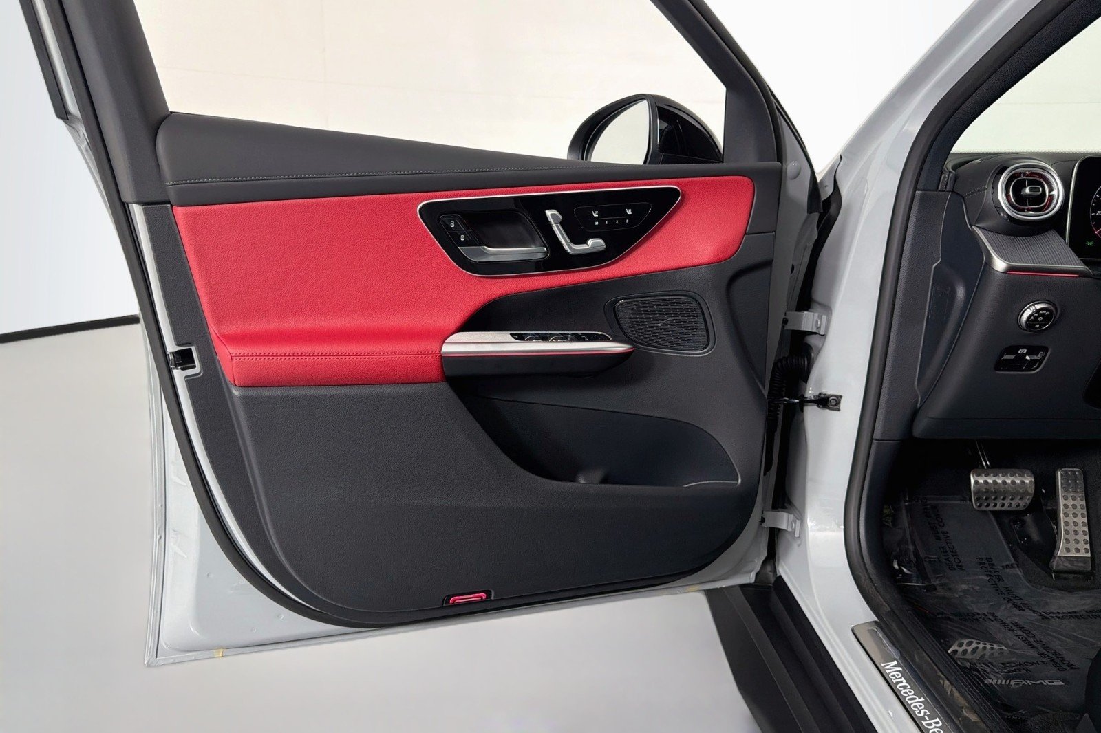 New 2027 MANUFAKTUR Alpine Grey Mercedes-Benz GLC 300 4MATIC® Coupe image 20