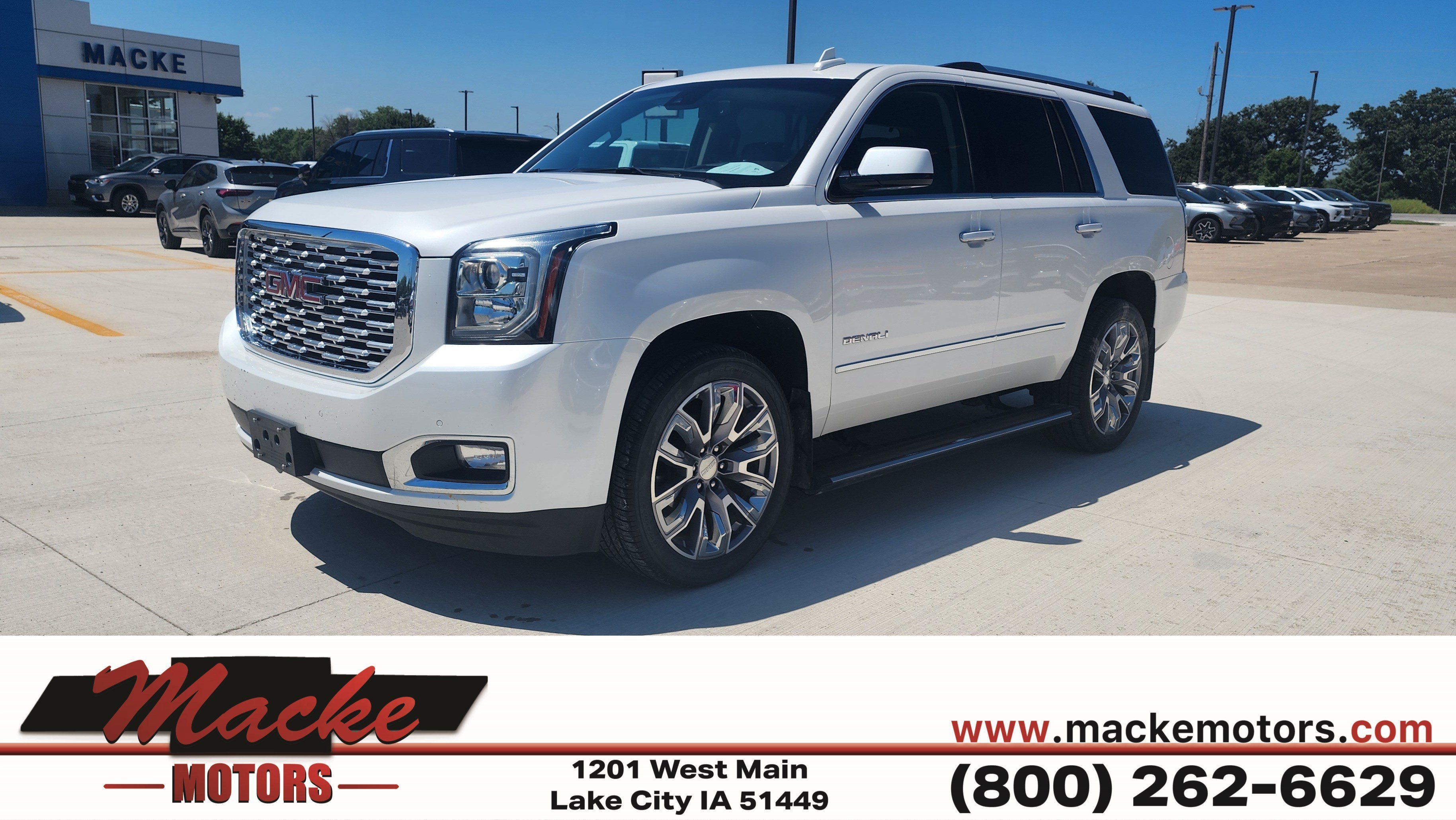 Used 2019 WHITE FROST TRICOAT GMC Denali image 1